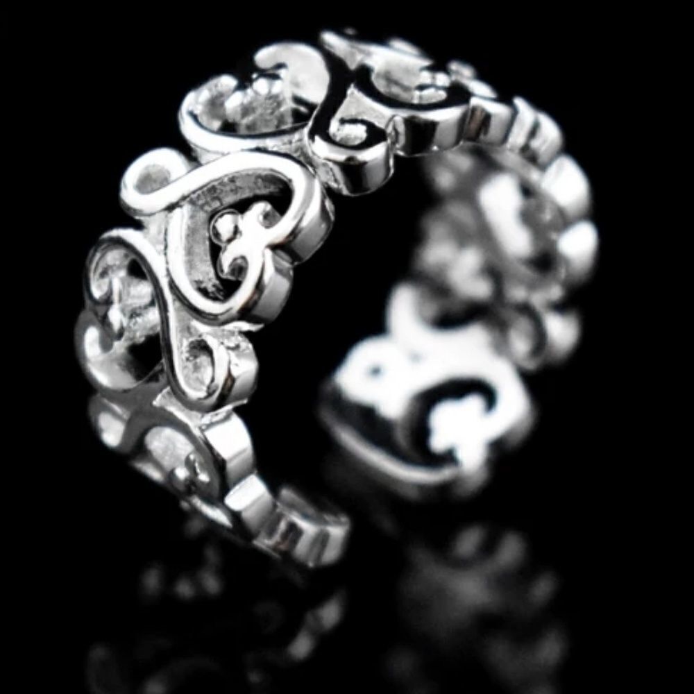 Decorative Hearts Ring 